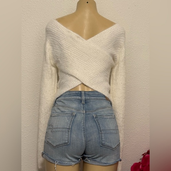 Elan Off-the-Shoulder White Sweater - Picture 3 of 8